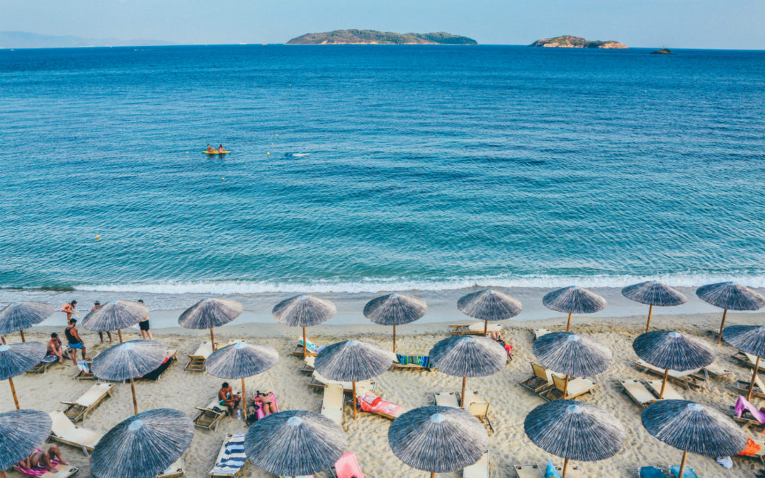 Top 10 tips on travelling with ankylosing spondylitis
